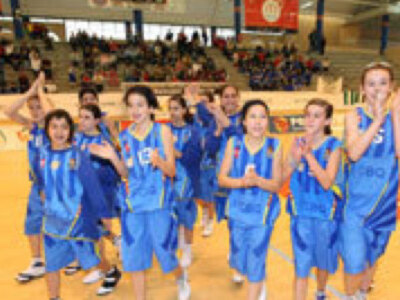 Una estudiante de Gines participa en la ruta Quetzal