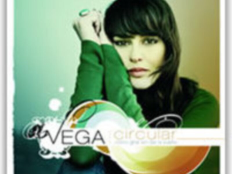 Portada del álbum 'Guilty' de Vega, con una imagen de la artista en verde y detalles de diseño en tonos verdes y amarillos.