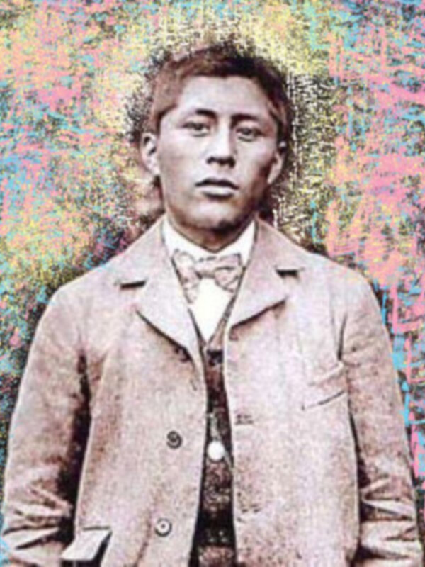 Un retrato antiguo de un hombre vestido con traje y corbata, posando con una expresión seria.
