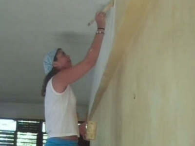 Jóvenes de Gines participan en un proyecto solidario con el pueblo cubano