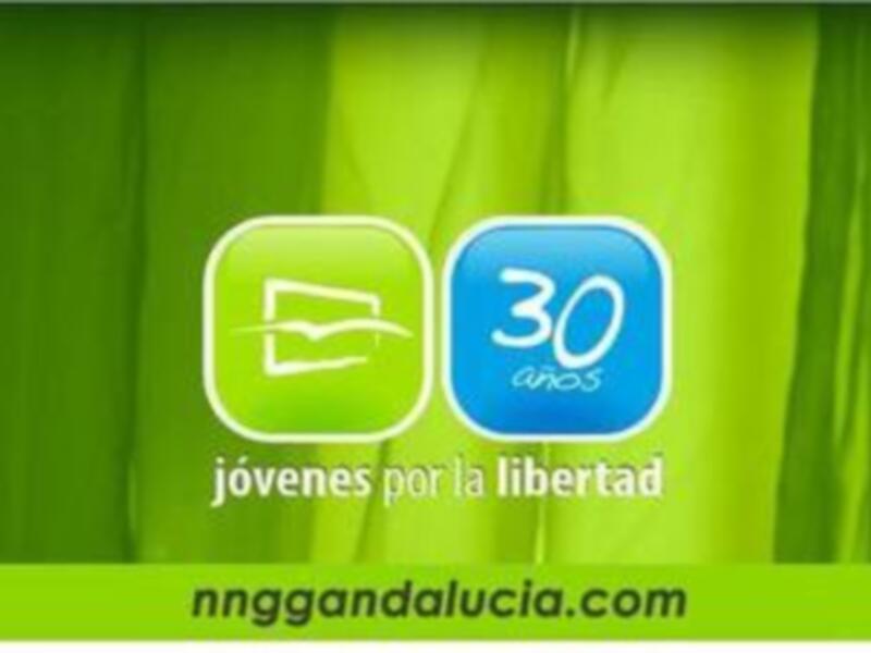 Logotipo de 'Jóvenes por la Libertad' con fondo verde y texto '30 años' y 'nnggandalucia.com'
