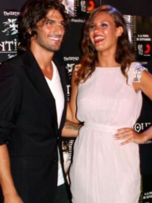 Jessica Bueno, pareja de Feliciano López reaparece tras su polémico romance, en la presentación del nuevo videoclip de Hugo Salazar.