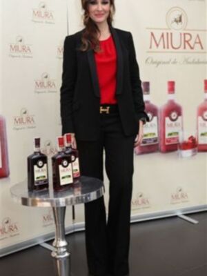 Viki Berrocal, estrena nueva imagen con doce kilos menos y debuta como modelo publicitaria