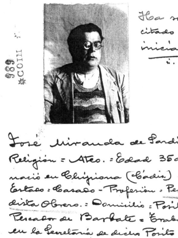 Fotografía y documentación de José Miranda de Pandi, 35 años, ateo, nacido en Chipiona, trabajador de Barbate.