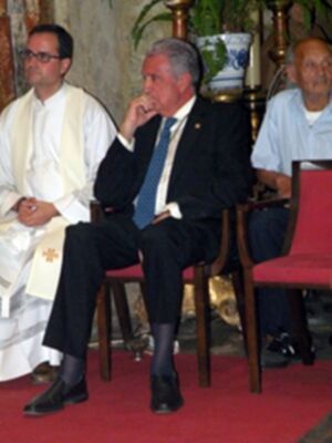 Felicitaciones y Salutación a la Abuela de Triana 2011