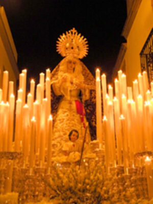 La Fe Mariana de todo un pueblo con su Patrona la virgen de los Dolores de Rinconada (Sevilla)