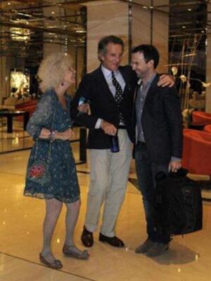 La Duquesa de Alba por primera vez en Sevilla con Alfonso Diez tras dar la noticia de su boda