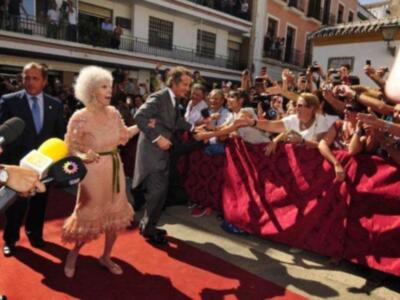 Fotografías de la Duquesa de Alba y Alfonso Díez recién casados