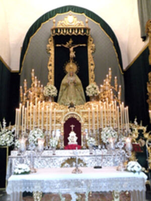 Espectacular altar de cultos de Triduo en honor a María Stma. de las Angustias Coronada de Alcalá del Río‏
