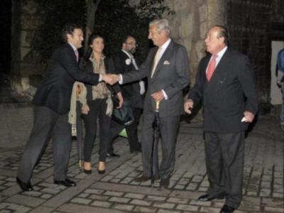 La duquesa de Alba sufre una caída en su palacio y tiene que guardar reposo por una fisura en la pelvis y suspende la luna de miel a Tailandia