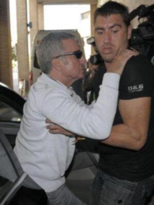 José Ortega Cano ingresa en un hospital de Sevilla para ser intervenido del colon