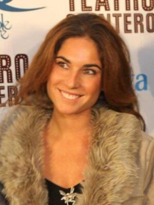 Francisco Rivera, con su novia Lourdes, feliz por la paternidad y la boda de su hermano pequeño