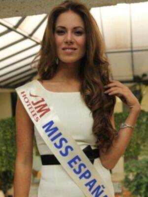 Miss España 2011, Andrea Huisgen comienza su reinado