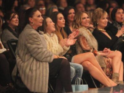 Vicky Berrocal reúne a sus amigos para presentar su nueva colección de flamenca