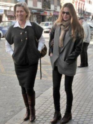 Alejandra Osborne ya tiene a sus mellizos en su casa sevillana