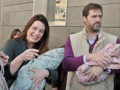 Alejandra Osborne ya tiene a sus mellizos en su casa sevillana