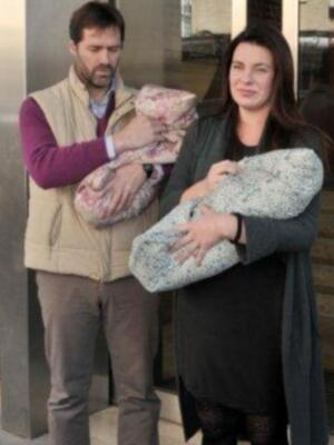 Alejandra Osborne ya tiene a sus mellizos en su casa sevillana