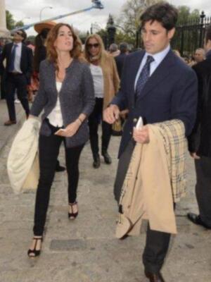 Lourdes Montes y la duquesa de alba fueron a ver torear a Francisco Rivera a la maestranza y después al hotel