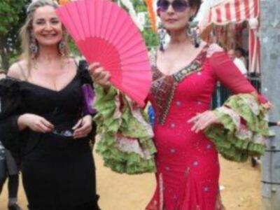 Numerosos personajes conocidos en Feria de Sevilla 2012