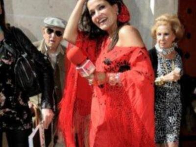 Numerosos personajes conocidos en Feria de Sevilla 2012