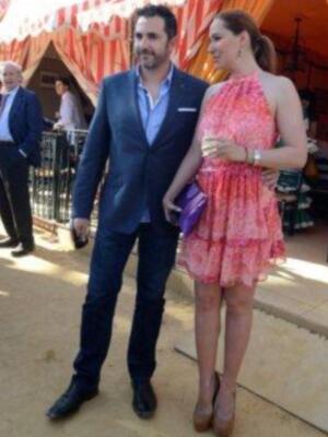 Numerosos personajes conocidos en Feria de Sevilla 2012