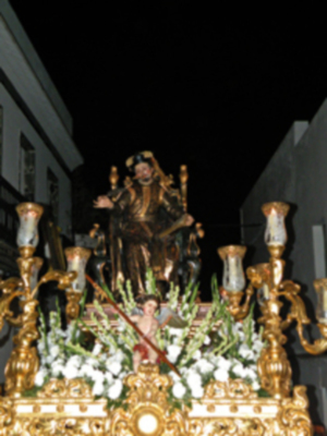 Sevilla.En la villa de Alcalá del Río (Sevilla), se celebró la procesión de subida del Santo Patrón San Gregorio de Osset