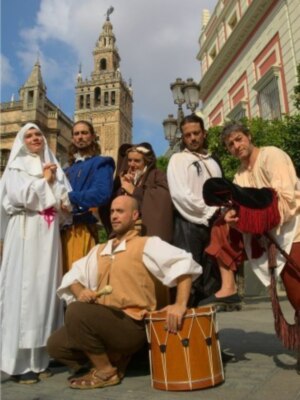 Representaciones de don Juan Tenorio en las calles de Sevilla por Viento Sur 