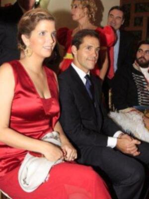 Luis Alfonso de Borbón y su esposa padrinos de la magnifica fiesta aniversario de la revista Escaparate en Sevilla