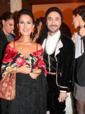 Luis Alfonso de Borbón y su esposa padrinos de la magnifica fiesta aniversario de la revista Escaparate en Sevilla