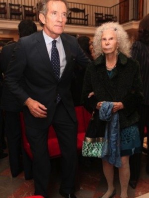 La duquesa de Alba, presidenta de honor de la fundación real academia de medicina y cirugía de Sevilla