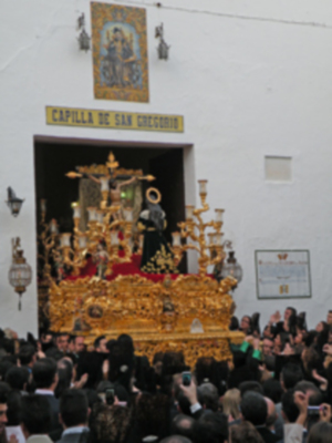Esplendor de Jueves Santo en la Hermandad de la Vera-cruz de Alcalá del Río