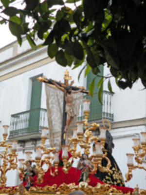 Esplendor de Jueves Santo en la Hermandad de la Vera-cruz de Alcalá del Río