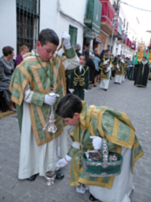 Esplendor de Jueves Santo en la Hermandad de la Vera-cruz de Alcalá del Río