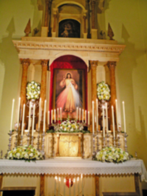 Esplendor de Jueves Santo en la Hermandad de la Vera-cruz de Alcalá del Río