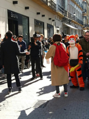 Japoneses recorren las calles de Sevilla