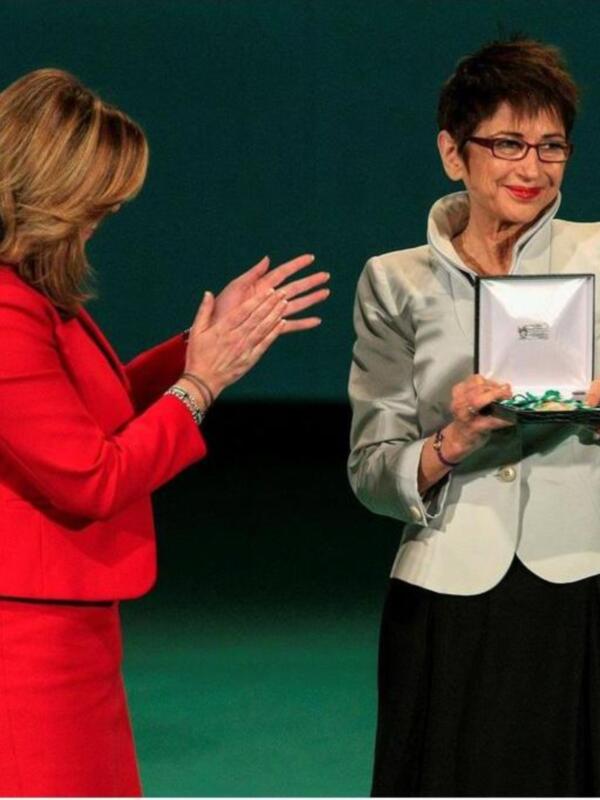 PILAR DEL RIO COMPAÑERA DEL PREMIO NOVEL JOSE SARAMAGO, DISTINGUIDA DIA DE ANDALUCIA