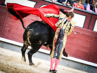 Vuelta al ruedo al valor y firmeza de Román