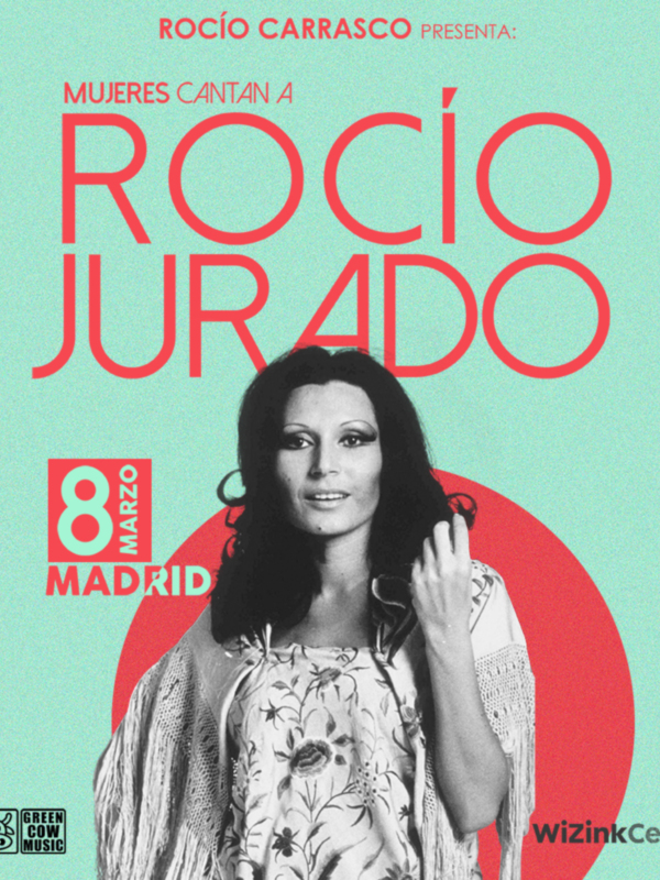 Mujeres cantan a Rocío Jurado en Madrid el 8 de marzo.