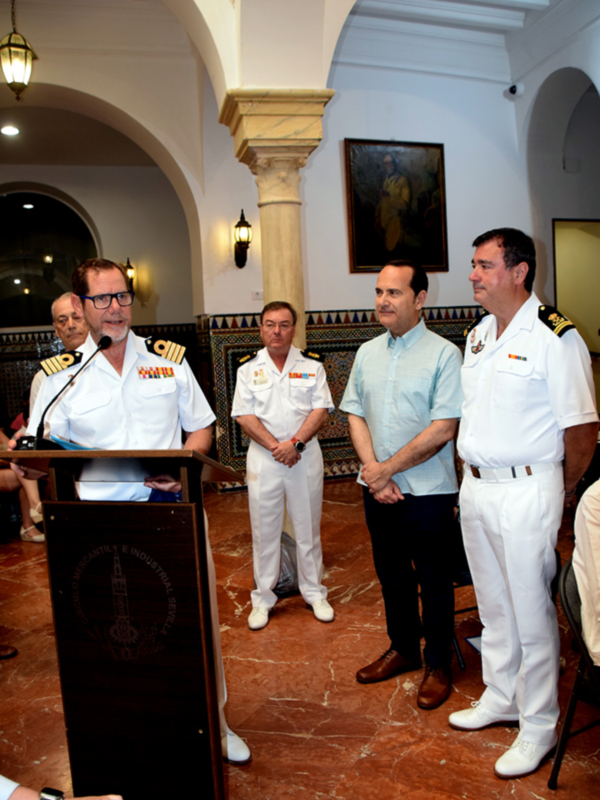 El Mercantil de Sevilla, escenario del homenaje cultural a la marinería española