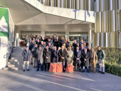 Las Hermandades de Viernes de Dolores y Sábado de Pasión renuevan su compromiso social en el Virgen Macarena de Sevilla