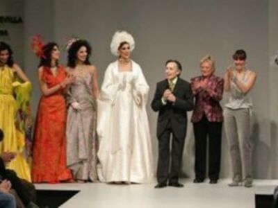 Pepín Castillo recibió un emotivo homenaje clausurando la Semana Moda de Sevilla