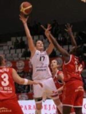 Arranz Jopisa Burgos  EBE Promociones PDV: Partido cómodo para las burgalesas (77-51)