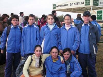 La Escuela Municipal de Atletismo de Lora del Río estuvo presente en el Cross de Itálica