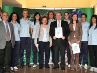 La Junta patrocina la participación en las Fases de Ascenso del Club Balonmano Femenino Málaga Costa del Sol