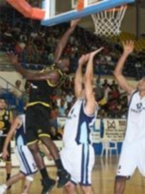 Alicante Costa Blanca pasa como un ciclón por Palma en Leb oro 