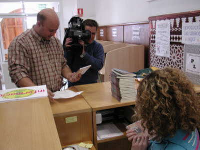 Gines: la Biblioteca Municipal regala música entre sus usuarios 