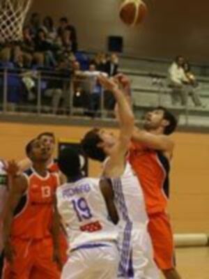 Dos plazas de descenso están en juego en la penúltima jornada de la Adecco LEB Bronce