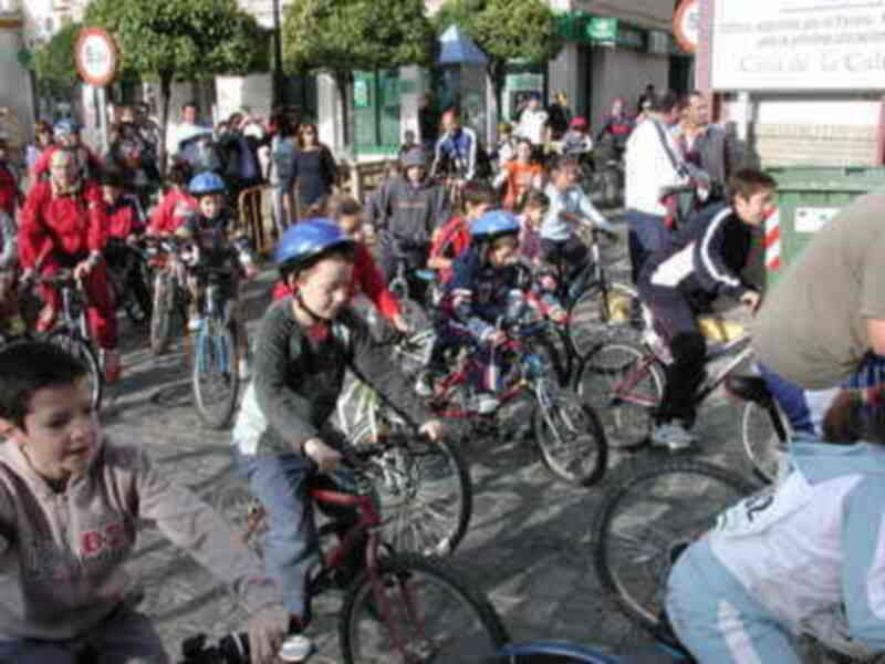 Gines celebra este sábado su XII Marcha Cicloturista Infantil