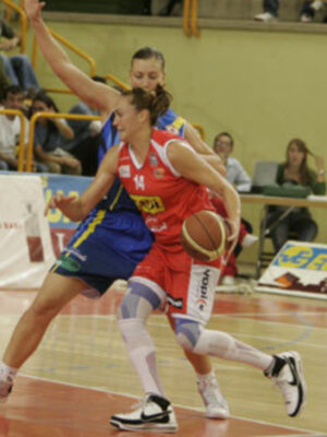 Cadí-Gran Canaria y Extrugasa-MMT Estudiantes, la permanencia de la Liga Femenina está en juego
