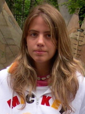 El ex amigo de Marta del Castillo  confiesa que la mato y arrojo su cuerpo al rio en compañía de un amigo y un primo de este menor detenido.Sigue la busqueda en el rio Guadalquivir.